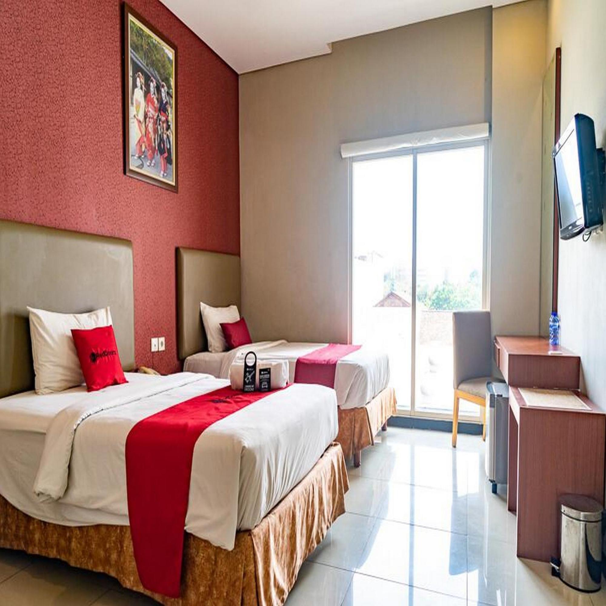 Reddoorz Plus At Blue Pacific Blok M Jakarta Exteriér fotografie