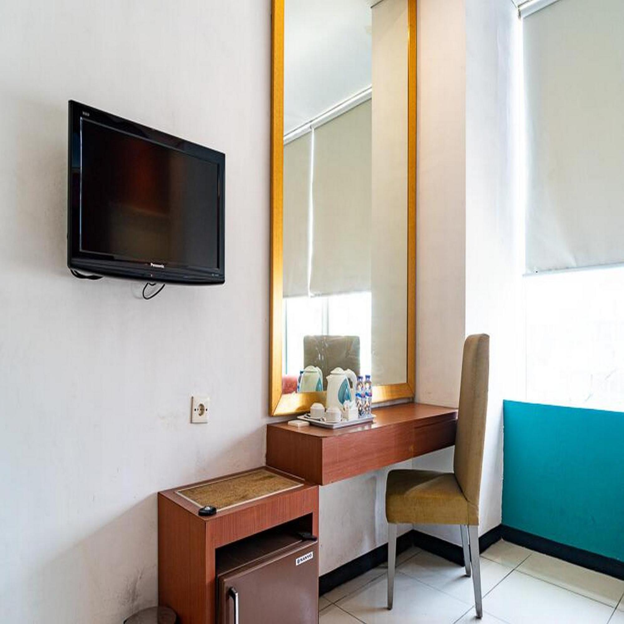 Reddoorz Plus At Blue Pacific Blok M Jakarta Exteriér fotografie